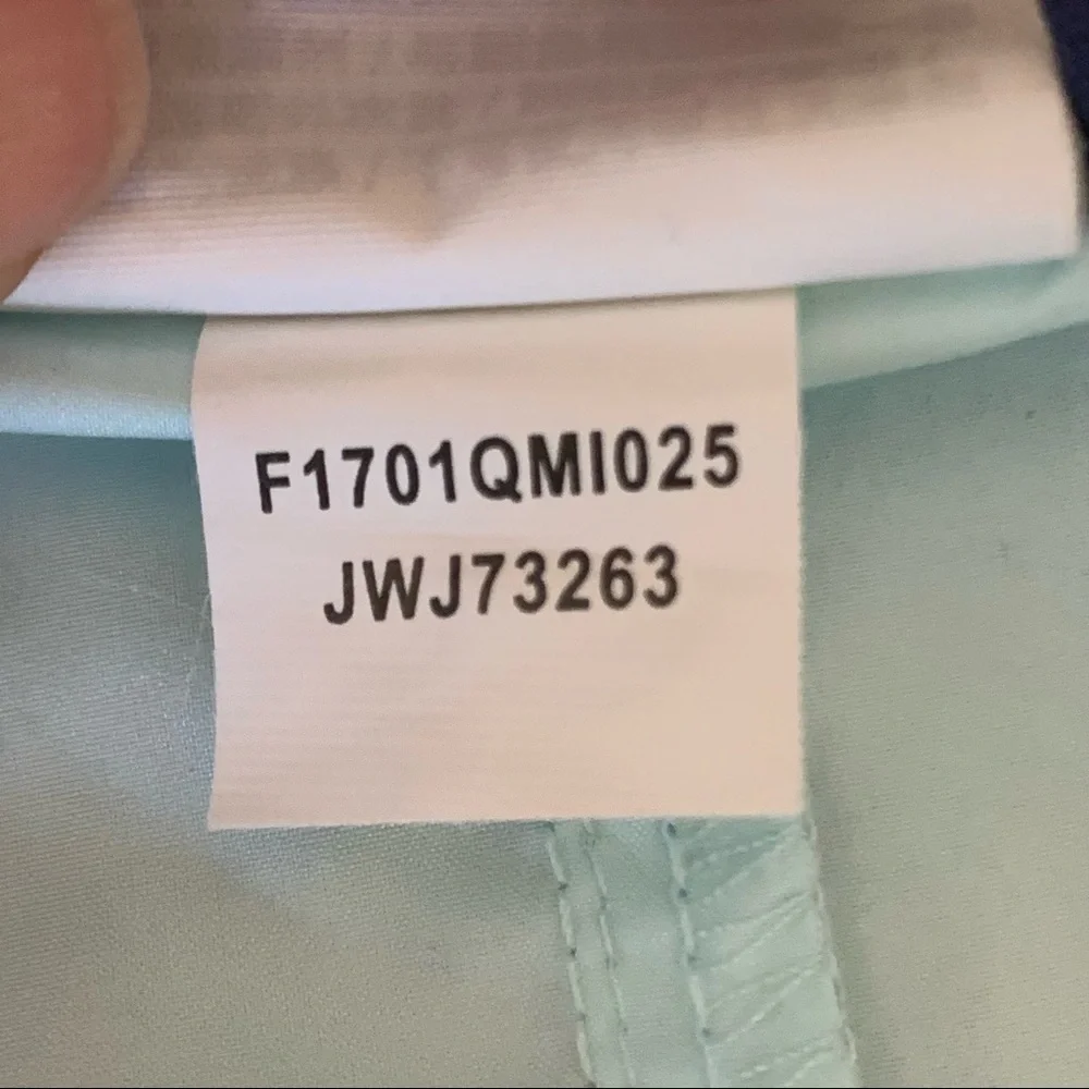 New Balance for J. CREW Windbreaker Hooded Jacket in Aqua Sky Lightweight Size S - Picture 15 of 16